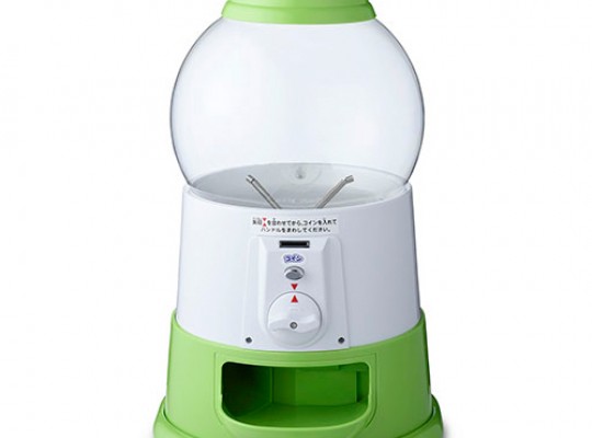 「KAZA DESIGN中村店」にガチャガチャ