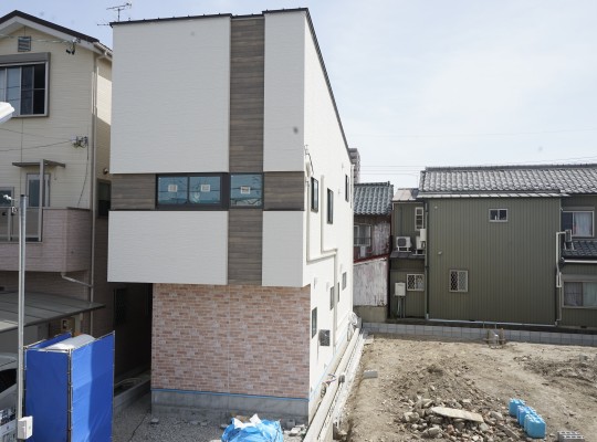 中村区の注文住宅「T様邸」足場が外れました。