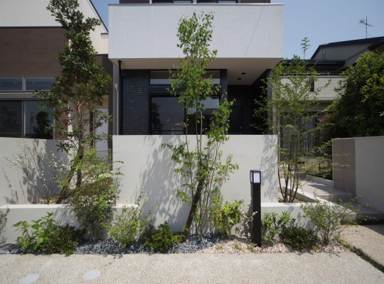 作り手にこだわるKAZA DESIGNの「固定業者制」について