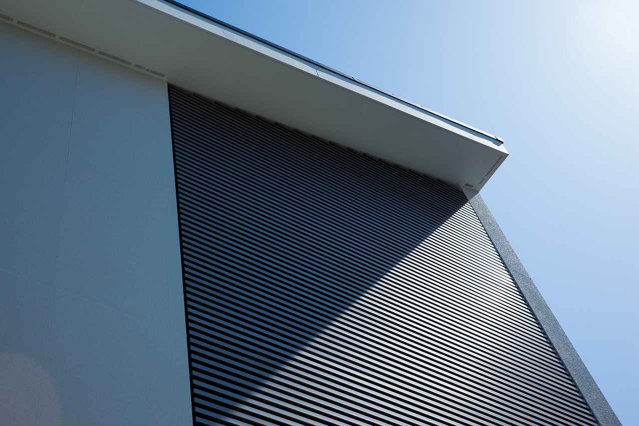 おきゃくさまのおうち見学会 「メタリックブラインドの家」