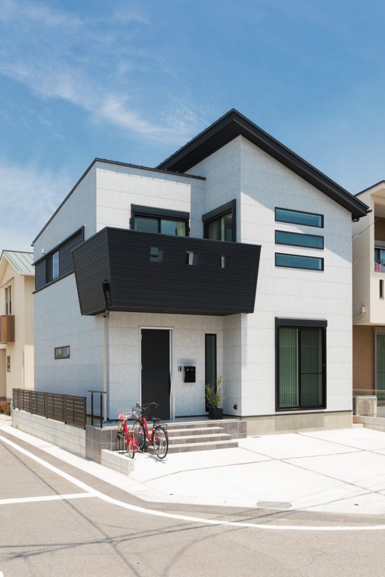 打ちっぱなしガルバの家