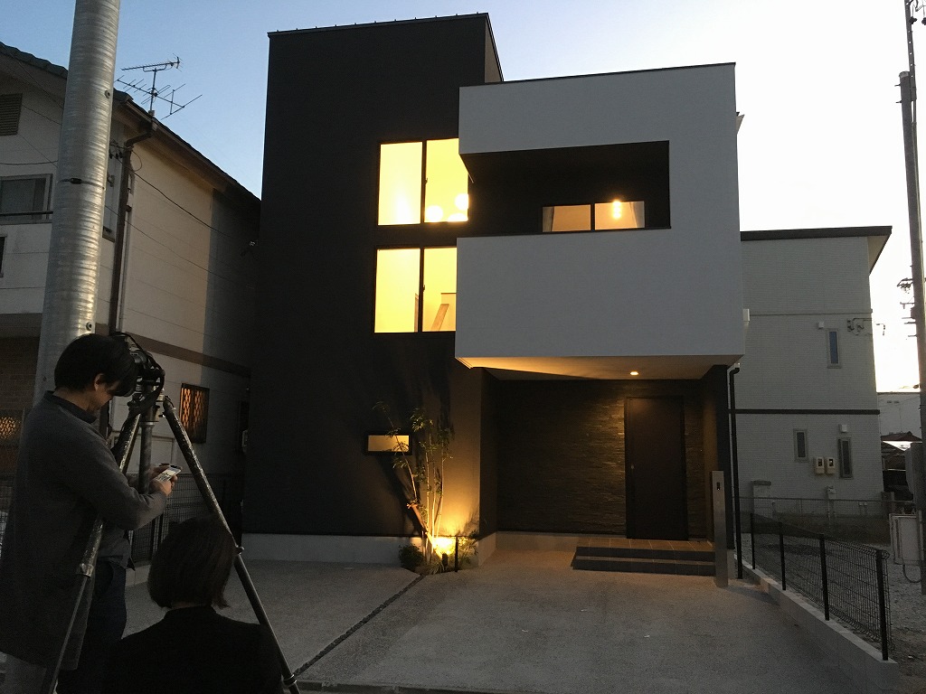 中川区の注文住宅、「コモレル中二階」撮影