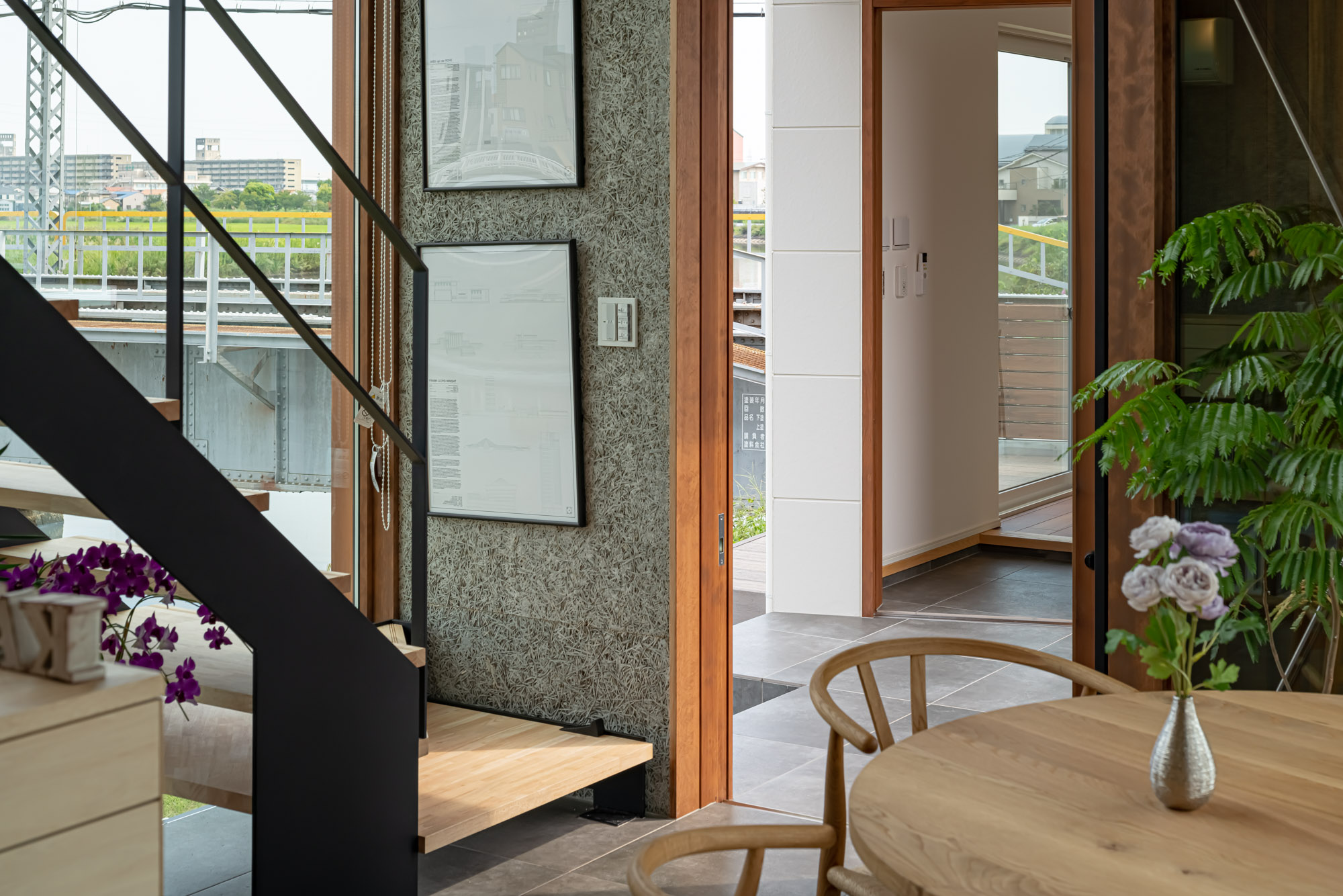 KAZA DESIGN中川本社のエントランス