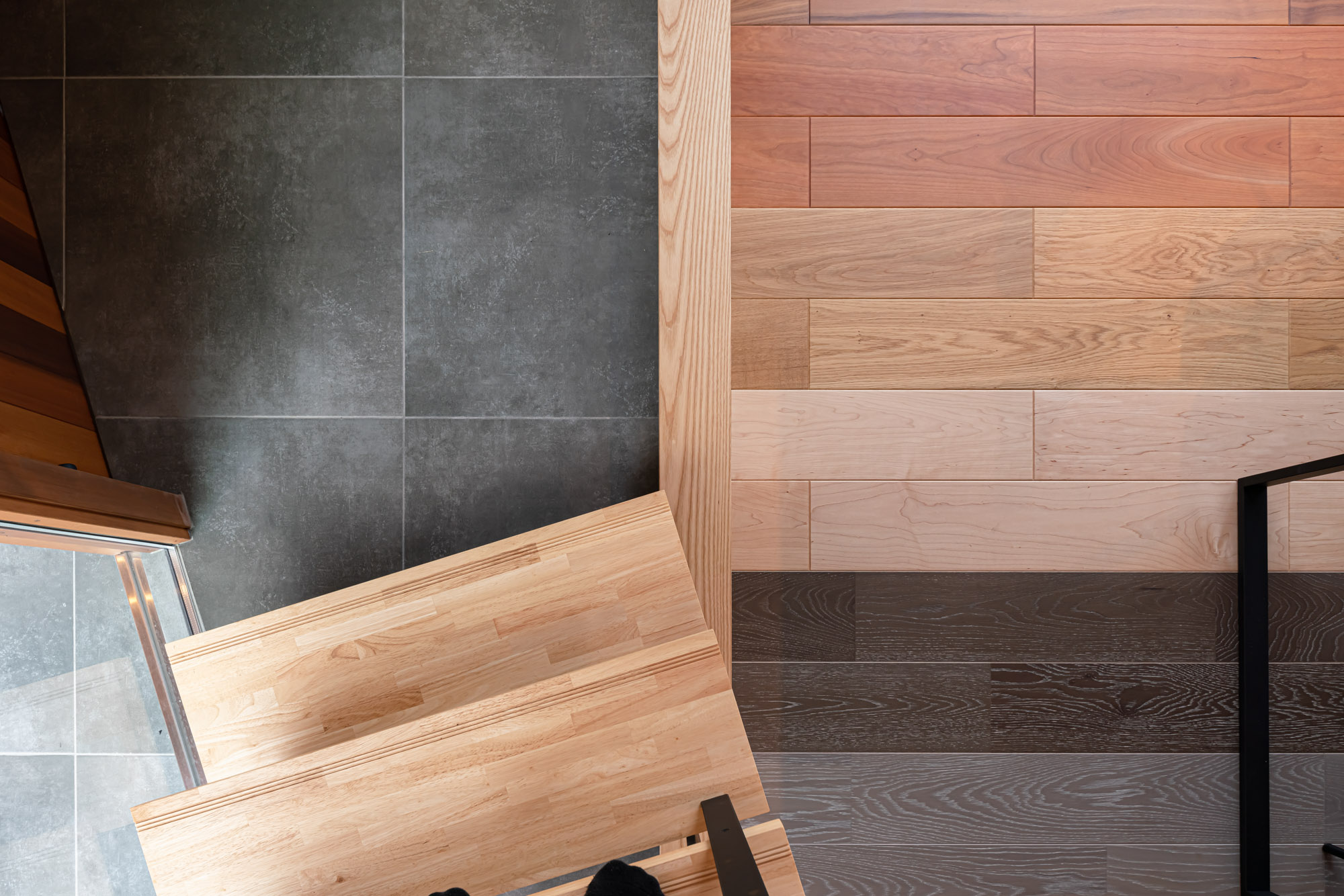 KAZA DESIGN中川本社のエントランス