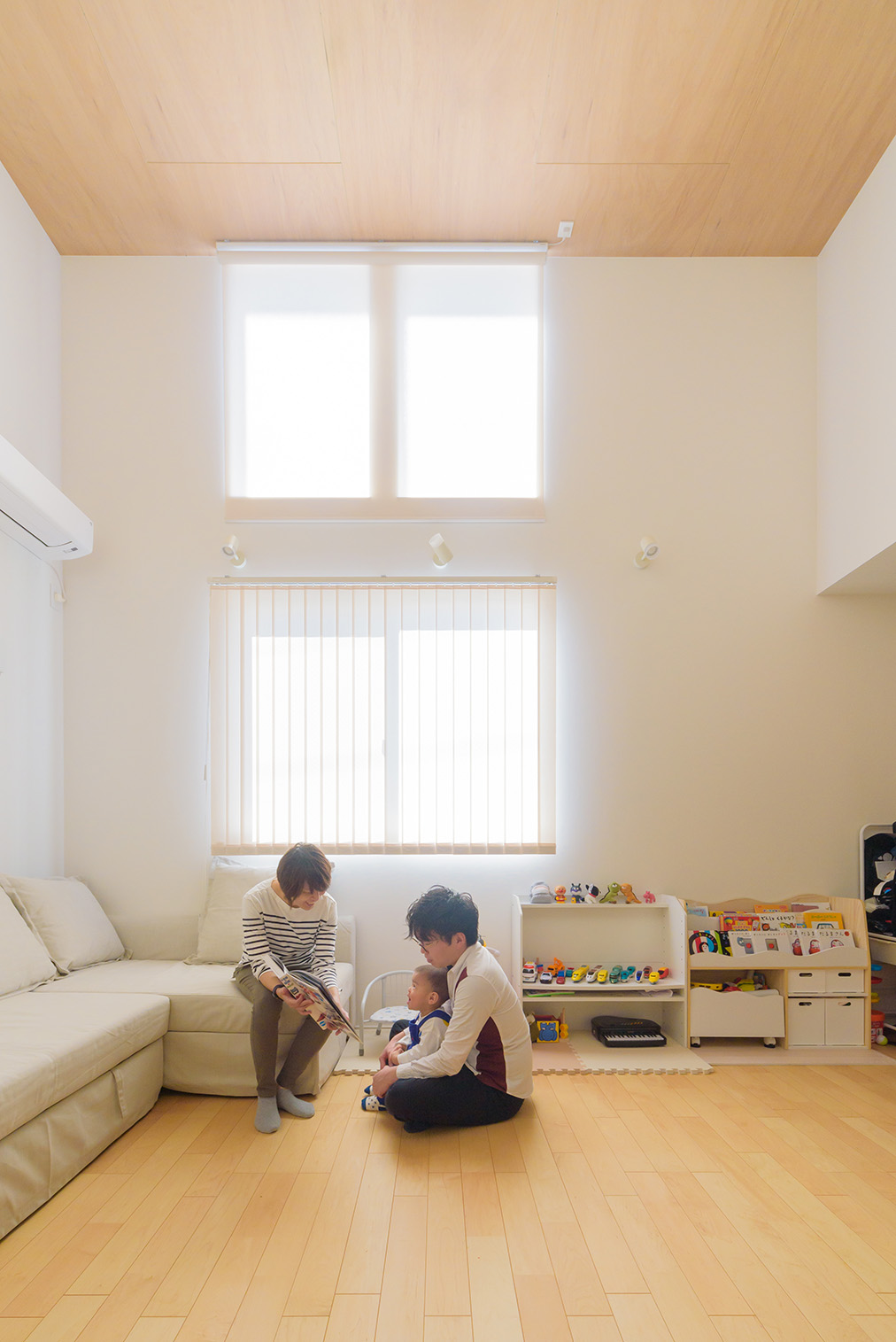 広いキッチンでお料理が楽しく、屋上バルコニーで子供との時間もより一層楽しく感じられます！