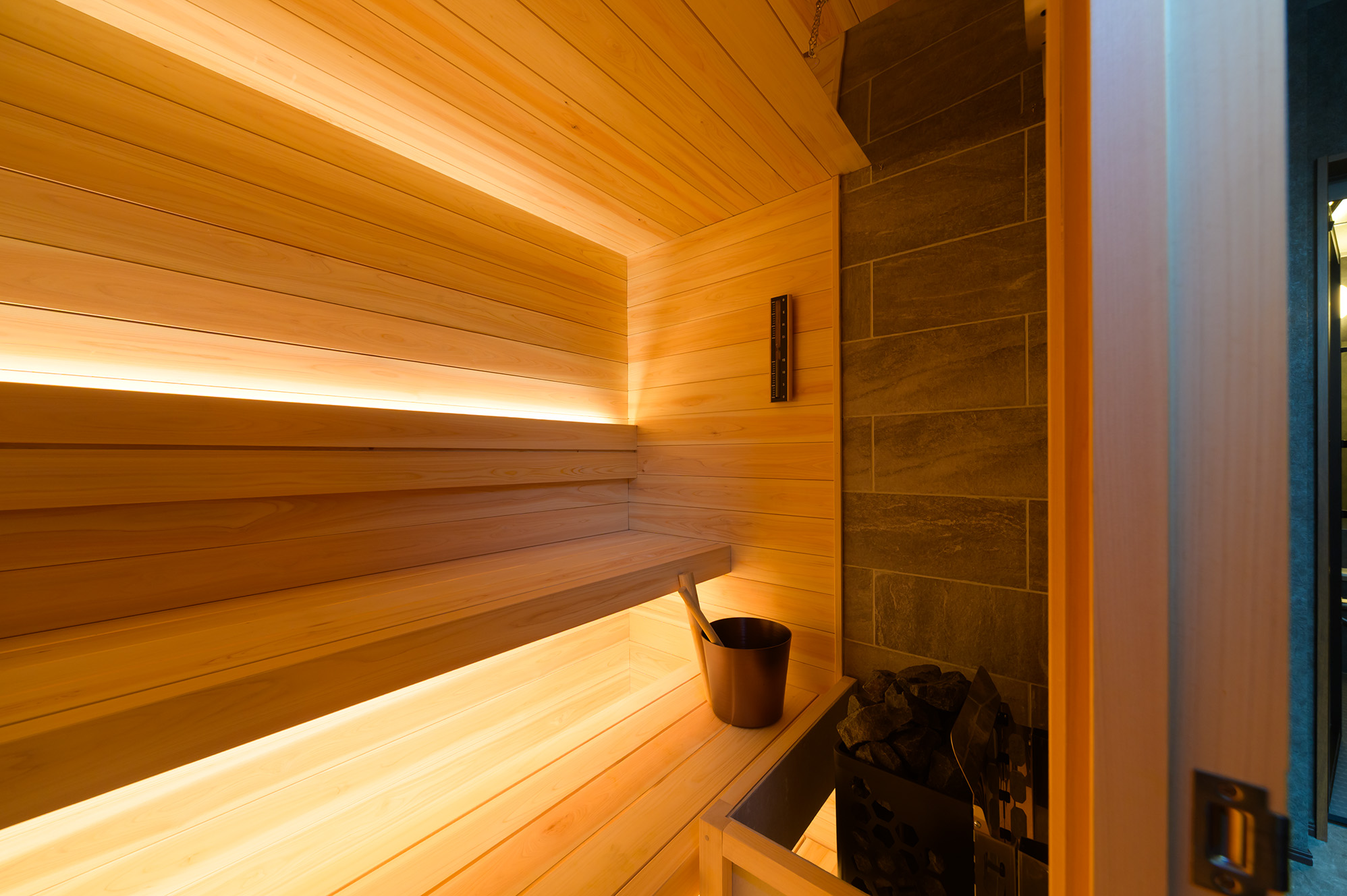 https://rebootsauna.jp/