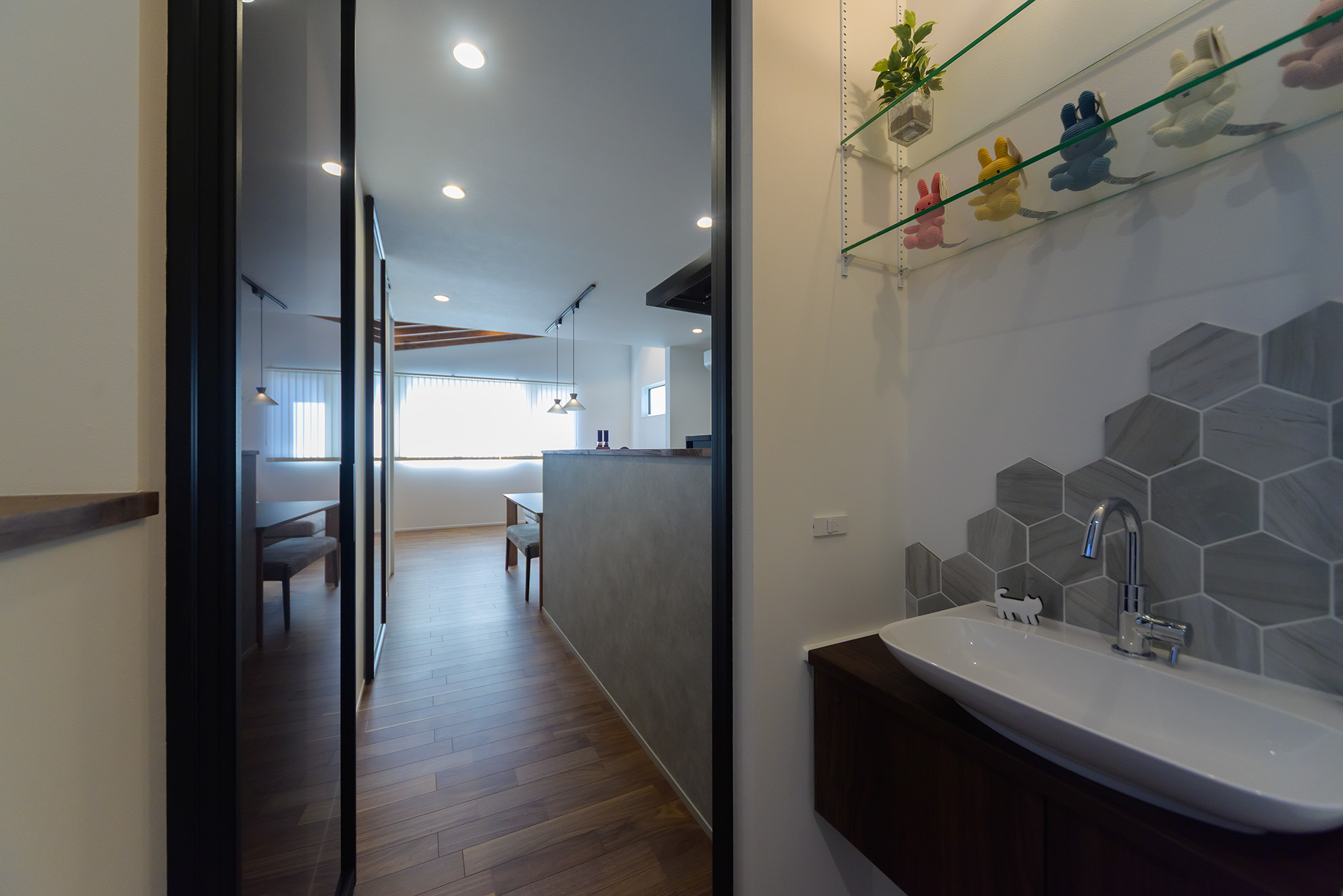 室内扉　ミラタップ　クアドロスリム手洗い　パナソニック　カウンターベッセルボールタイプタイル　名古屋...