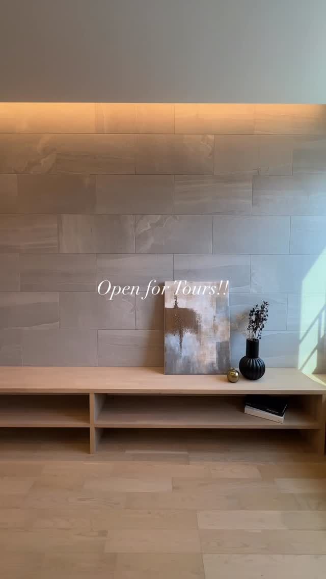 GW見学受付中！
Open for Tours — Golden Week

GW中は現地にてスタッフが待機しております！

📍中川区愛知町

お問い合わせはプロフィールのリンクから🔗
@kazadesign__ 

家づくりをご検討中の方はもちろん、
建築・デザイン・インテリアにご興味のある方も、
お気軽にご相談ください。

-———————————

つながりをデザインする
My two natures had memory in common.

KAZADESIGNは名古屋市を中心に、⼟地探しから設計・施工まで一貫して⼿がける住宅設計会社です。
“⾃分たちらしさ”と“デザイン性”を両立し、細部まで美意識の行き届いた空間を形にします。

-—————

📍名古屋市を中心に、愛知県内で対応中
📩 モデルハウス見学・施工事例はプロフィールのリンクから

株式会社三晃不動産　KAZA DESIGN
🏢名古屋市中川区戸田五丁目133番地
📞052-301-5252

#KAZADESIGN #カザデザイン #デザイン住宅 #ルームツアー #roomtour